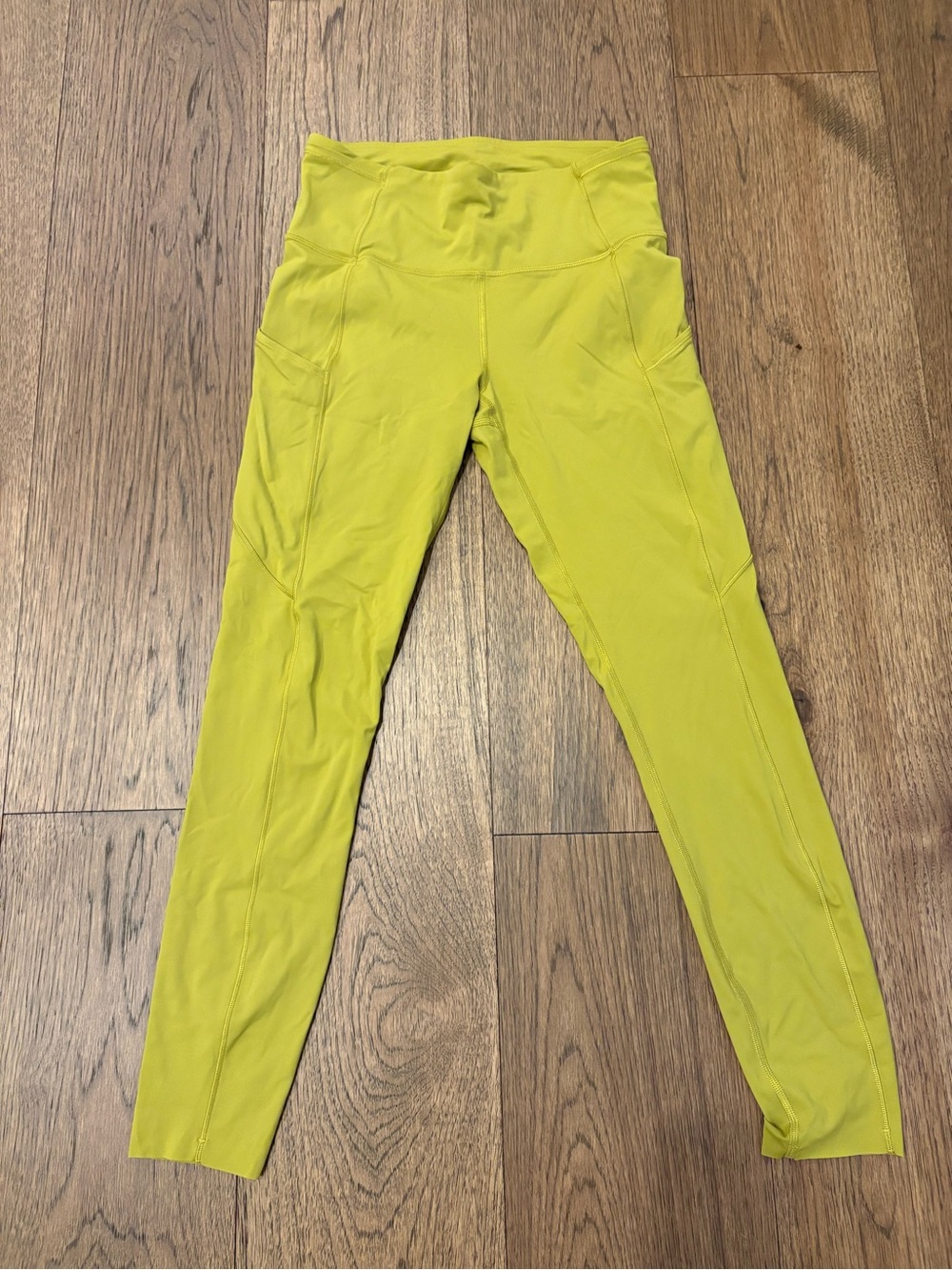 Lululemon leggings size 6